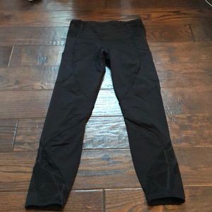 Lululemon black leggings with mesh on the back